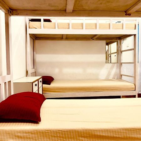 Easy Hostels Panaji Bagian luar foto