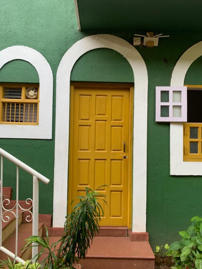 Easy Hostels Panaji Bagian luar foto